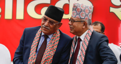 चुनावी हारपछि प्रचण्ड–माधवलाई राजीनामा दिन युवाको दबाब, तेस्रो पुस्तालाई नेतृत्व दिन माग चुनावी हारपछि प्रचण्ड–माधवलाई राजीनामा दिन युवाको दबाब, तेस्रो पुस्तालाई नेतृत्व दिन माग