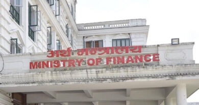 सरकारले तोक्यो संवैधानिक पदाधिकारीको नयाँ तलबमान, प्रधानन्यायाधीशको तलब १ लाख १२ हजार सरकारले तोक्यो संवैधानिक पदाधिकारीको नयाँ तलबमान, प्रधानन्यायाधीशको तलब १ लाख १२ हजार