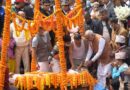 ओलीका पिता मोहनप्रसादको पशुपति आर्यघाटमा अन्त्येष्टि
