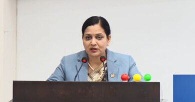 जनसंख्या बढाउन बिदा र प्रोत्साहनको कानुनी व्यवस्थाको तयारी जनसंख्या बढाउन बिदा र प्रोत्साहनको कानुनी व्यवस्थाको तयारी