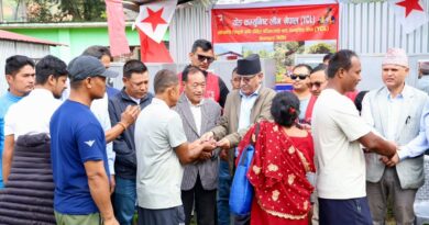 प्रचण्डद्वारा बाढीपहिरो प्रभावितका लागि वाईसीएलले बनाएका २१ अस्थायी आवास हस्तान्तरण प्रचण्डद्वारा बाढीपहिरो प्रभावितका लागि वाईसीएलले बनाएका २१ अस्थायी आवास हस्तान्तरण